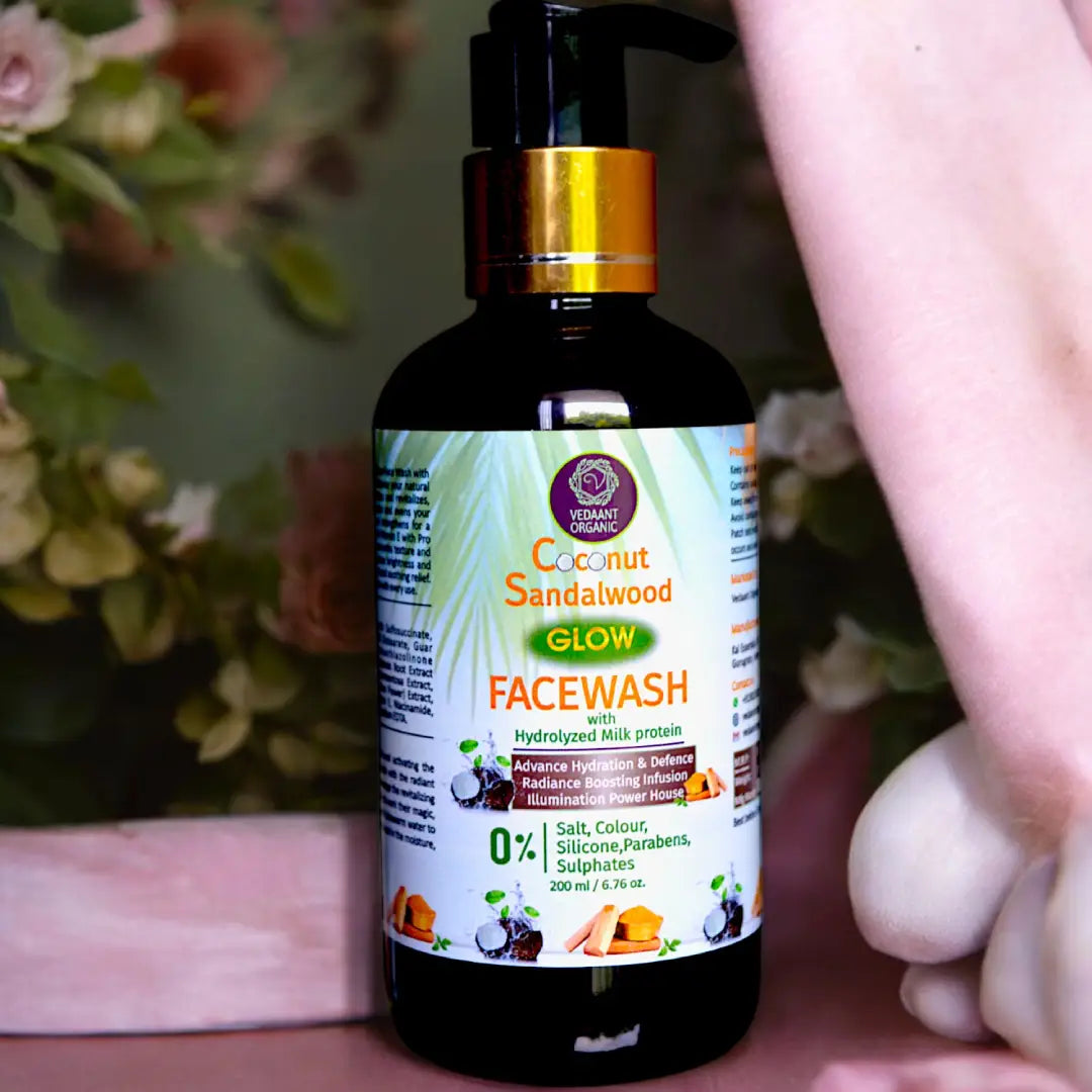 Coconut Sandalwood Glow Face Wash with Hydrolyzed Milk Protein & Natural Extracts