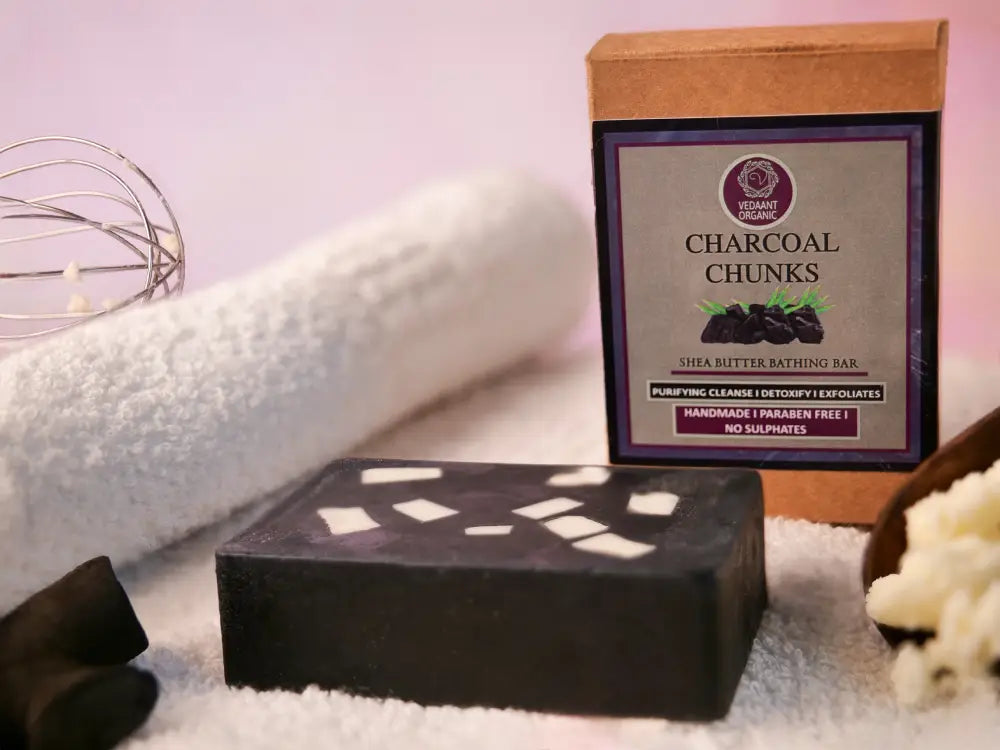 Best Duo I Charcoal Chunks Sheabutter & AloeVera White Lily Glycerine Bathing Bars